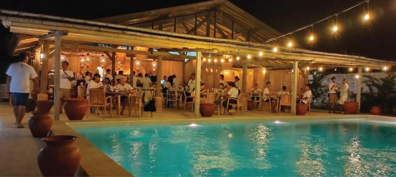 Bungalow Cafe Gili Beachfront Гили Мено Екстериор снимка